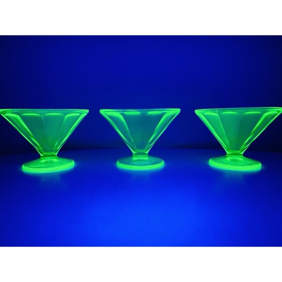 Set of 3 Federal Glass Green Uranium Depression Footed Sherbet Dessert Dish - Picture 2 of 9